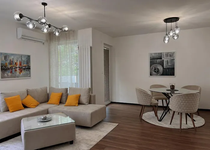 Navoy Apartment